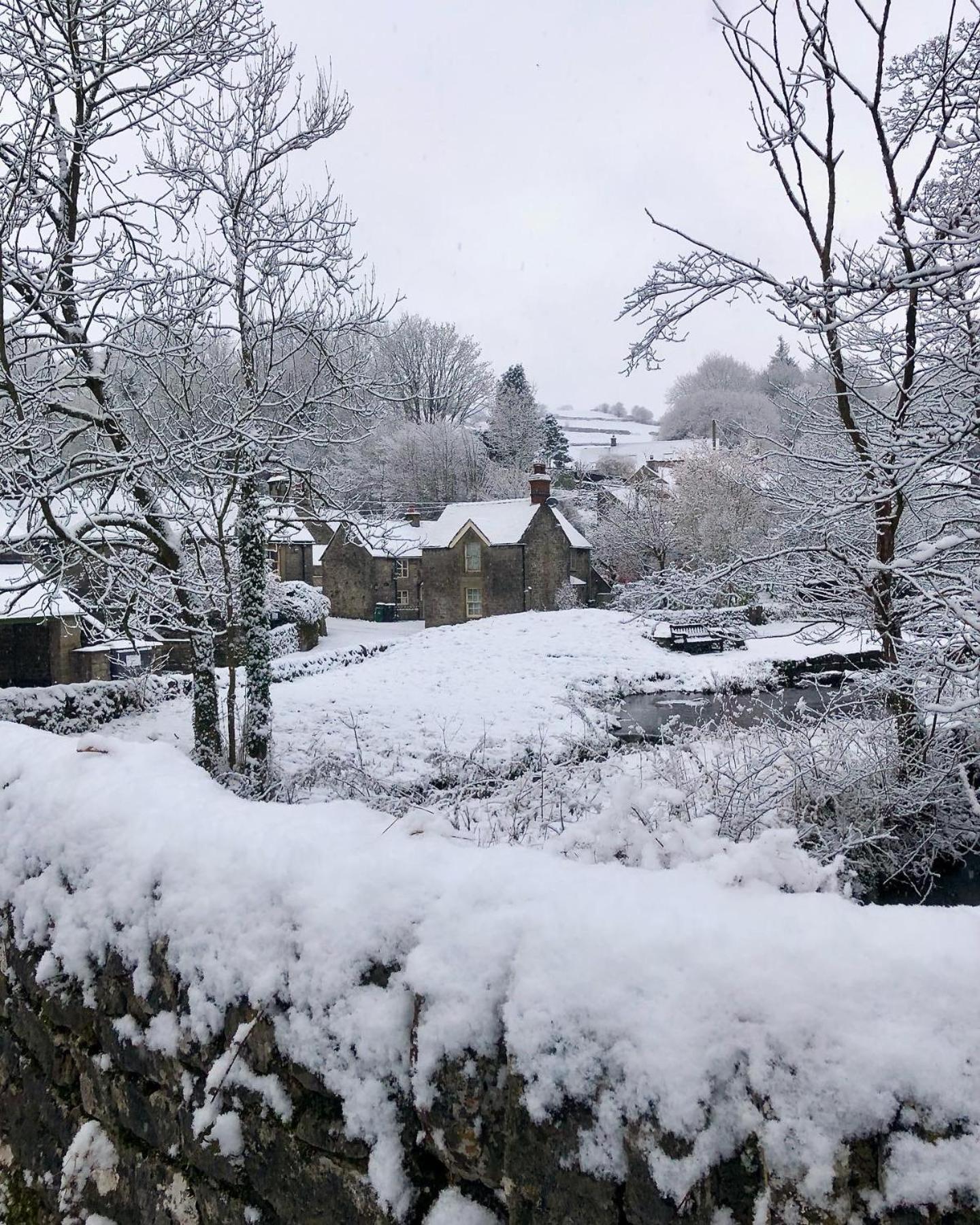 Bankside Cottage Alstonfield Exterior photo